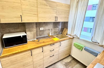 Miete eines gemütlichen 1-Zimmer-Apartments mit Balkon und Klimaanlage in Bukarest, Rumänien
